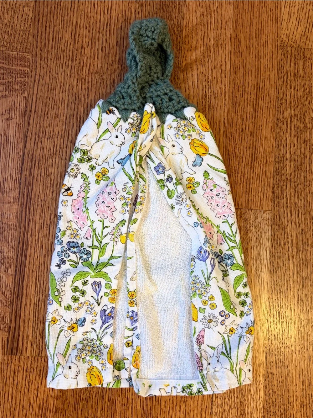 7 Crochet Top Hanging Kitchen Towels Vintage-Style Holidays Easter Halloween